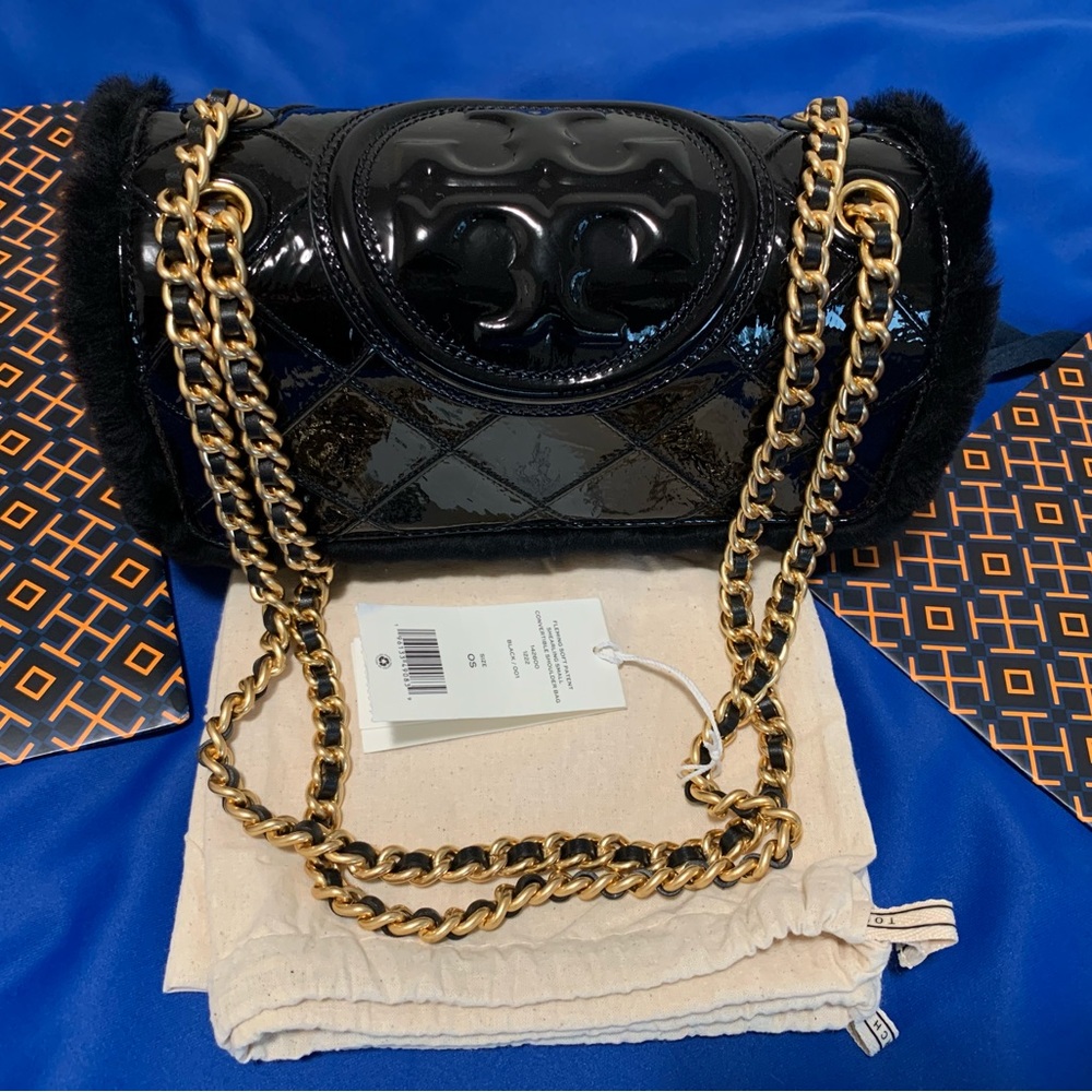 Tory Burch Small Fleming Soft Patent Shearling Convertible Shoulder Bag- black